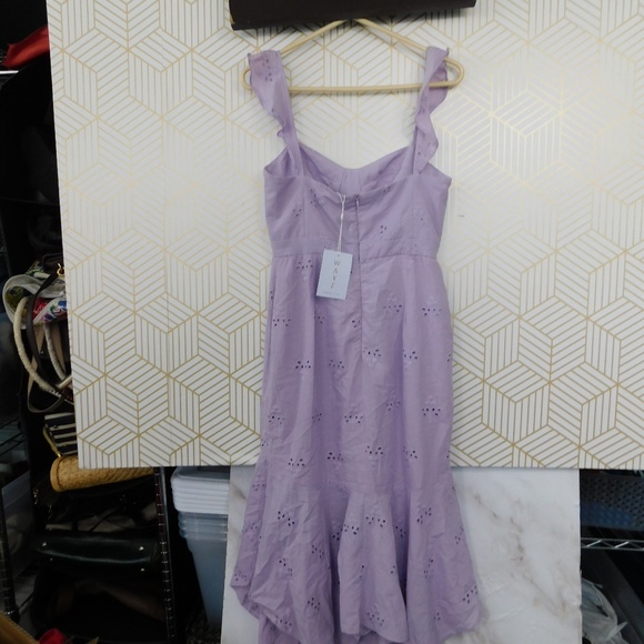 NWT WAYF lilac ruffle eyelet midi dress S - Picture 5 of 6